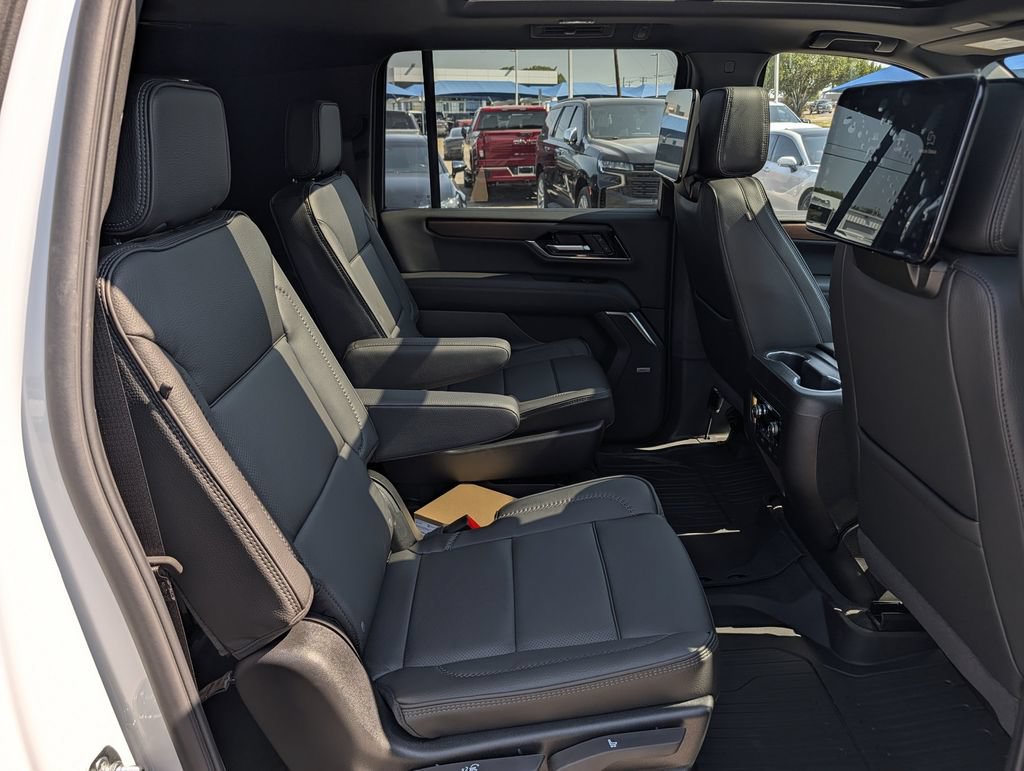 New 2026 GMC Yukon XL Denali w/ Denali Reserve Package AWD/4WD image 35