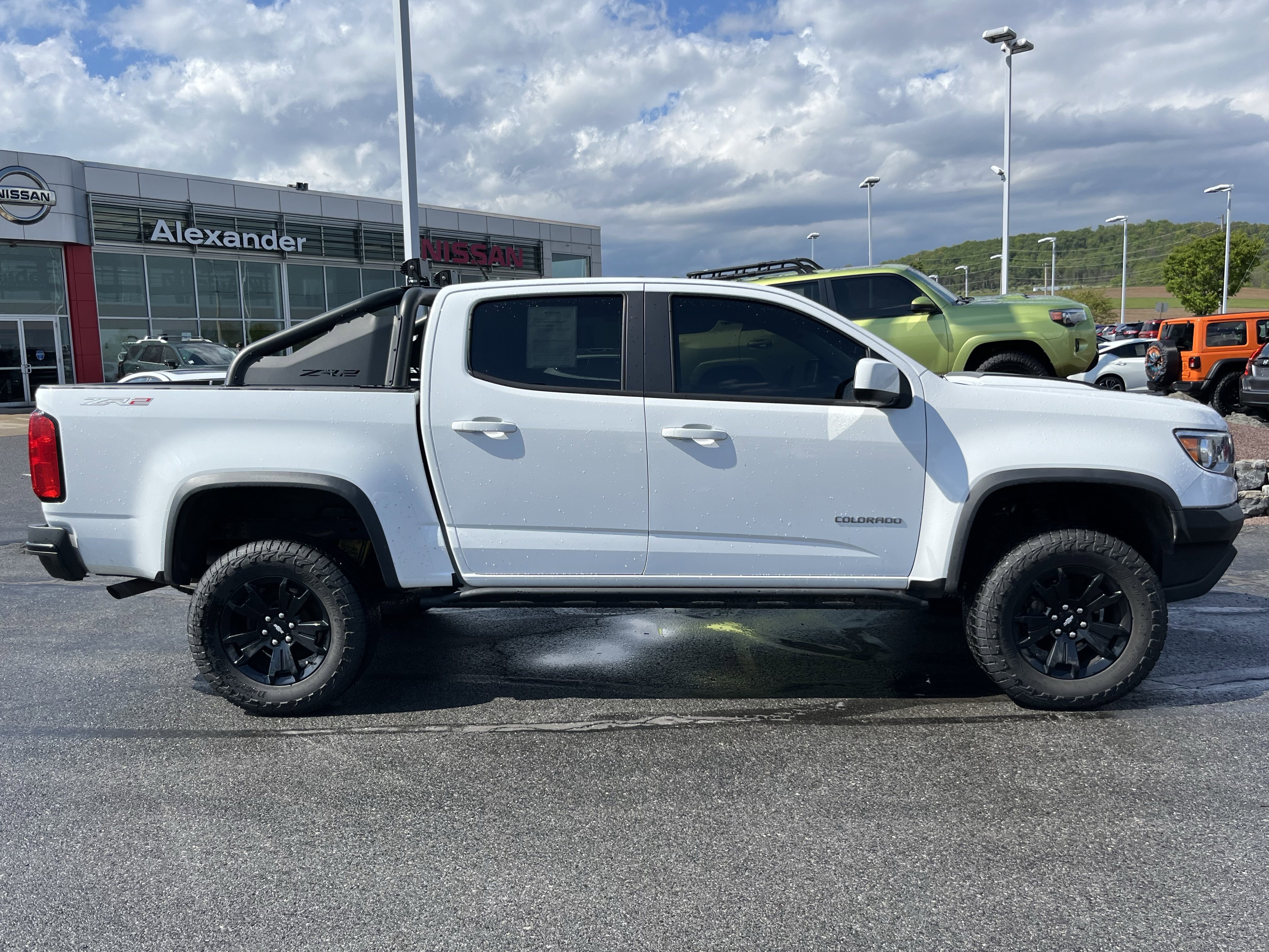 Used 2020 Chevrolet Colorado ZR2 w/ ZR2 Dusk Special Edition AWD/4WD image 2