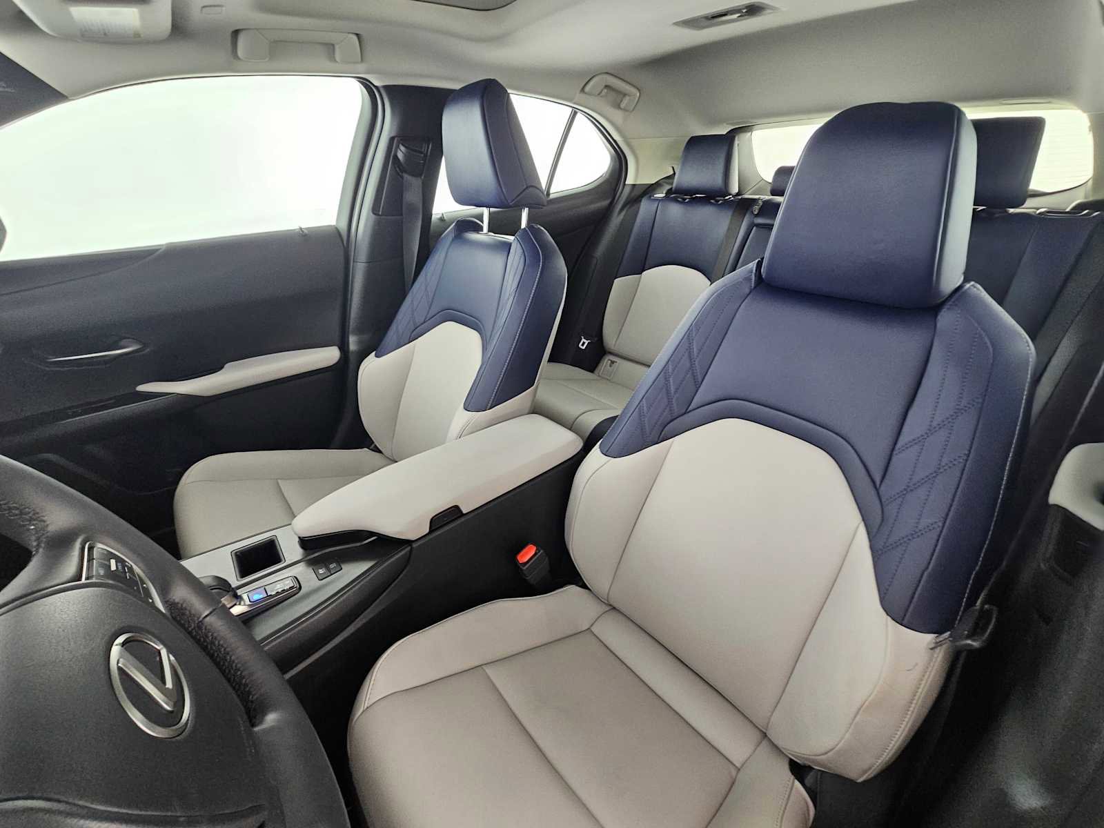 Certified 2025 Lexus UX 300h UX300h w/ Accessory Package (Z2) image 21