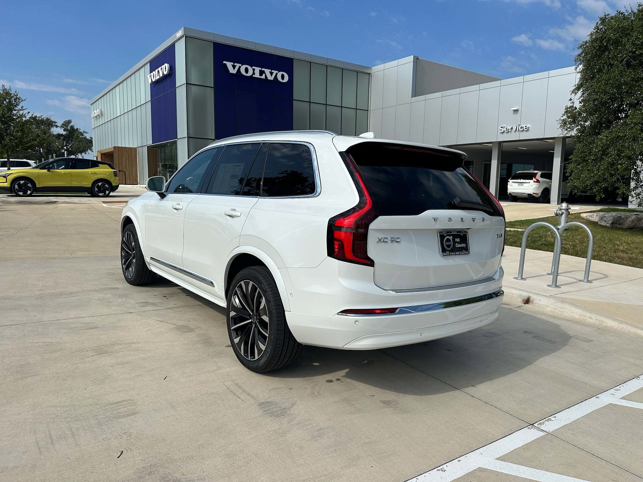 Used 2026 Volvo XC90 B6 Plus w/ Protection Package AWD/4WD image 4