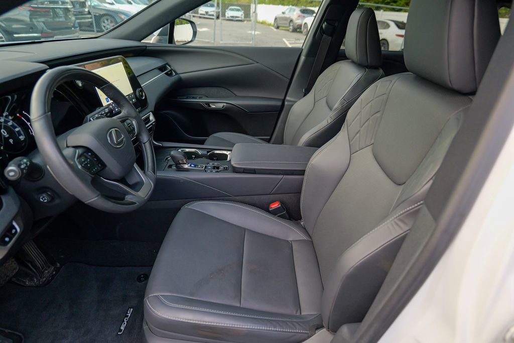 Used 2024 Lexus RX 350 Premium w/ Accessory Package (Z1) AWD/4WD image 20