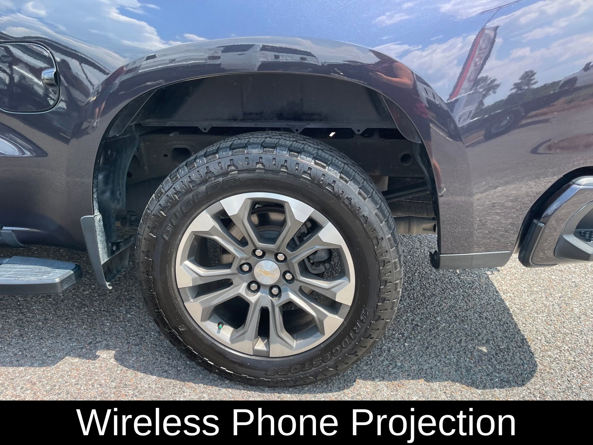 Used 2022 Chevrolet Silverado 1500 High Country w/ Z71 Off-Road Package AWD/4WD image 9