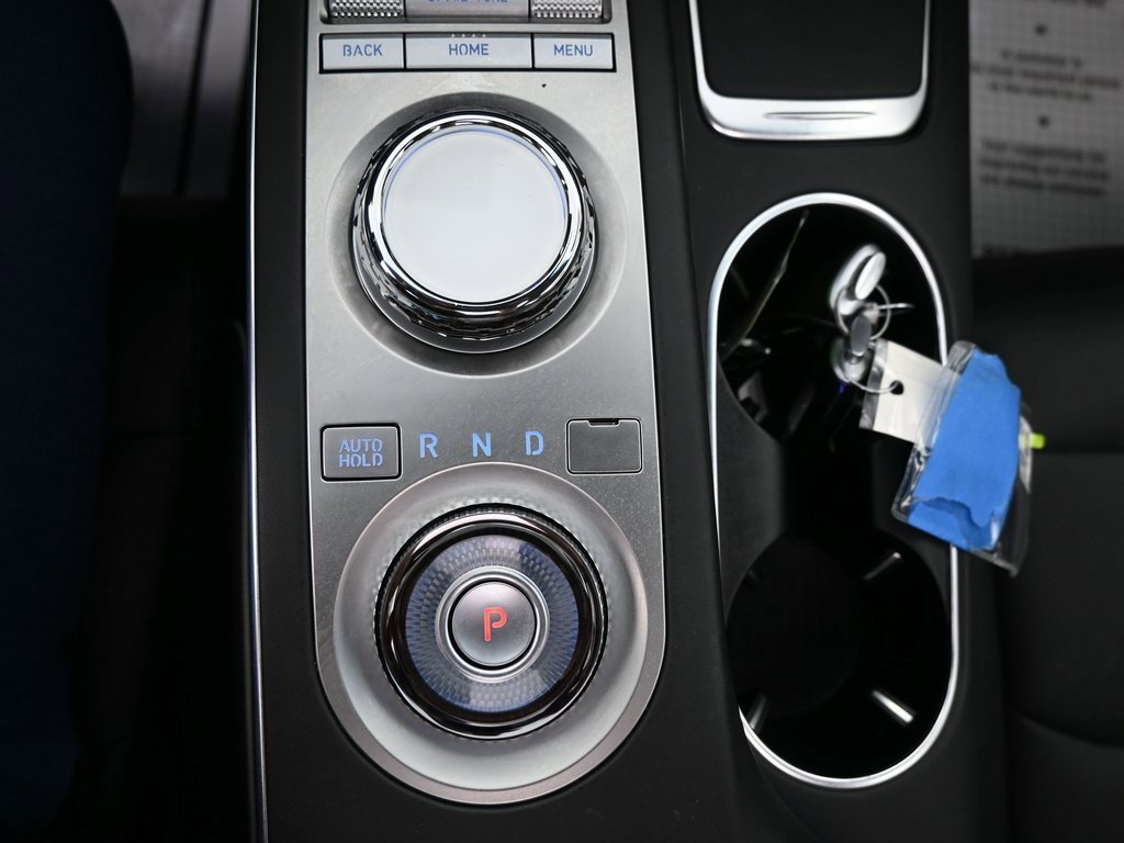 Used 2024 Genesis Electrified GV70 Advanced image 19