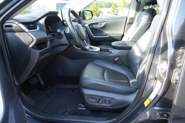 Used 2023 Toyota RAV4 Limited w/ Limited Grade Weather Package FWD image 21