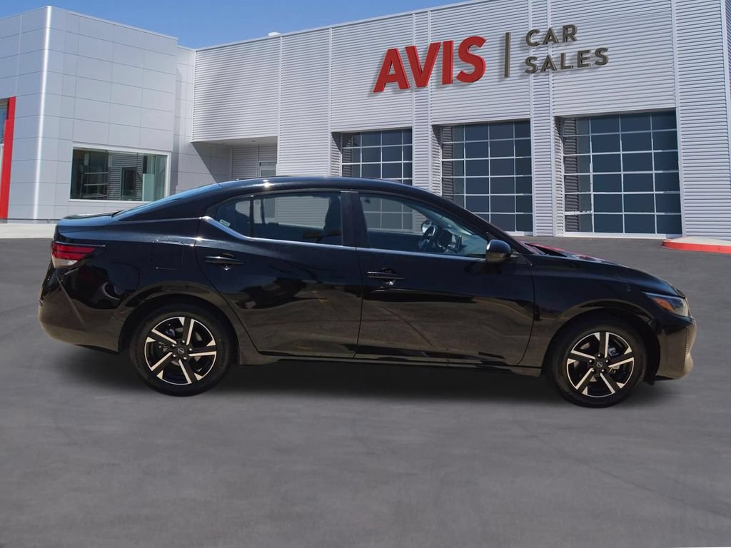 Used 2025 Nissan Sentra SV FWD image 7