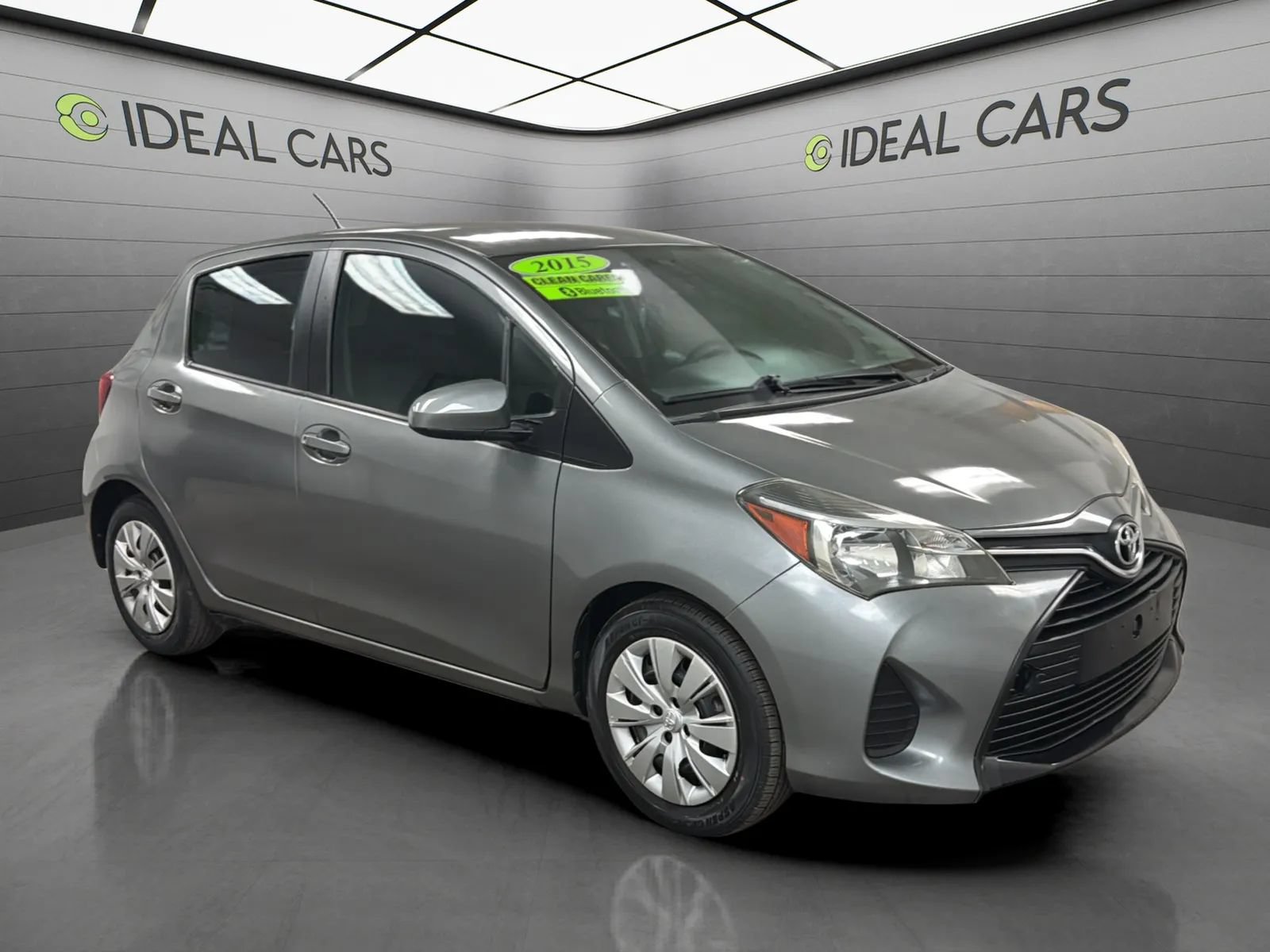 Used 2015 Toyota Yaris L FWD image 3