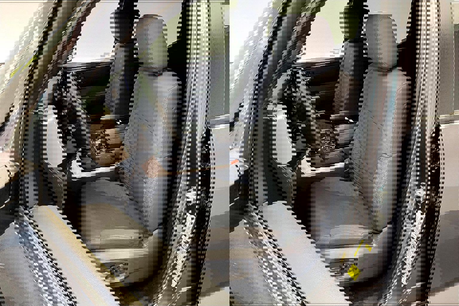 Used 2025 Toyota Tundra SR5 image 17