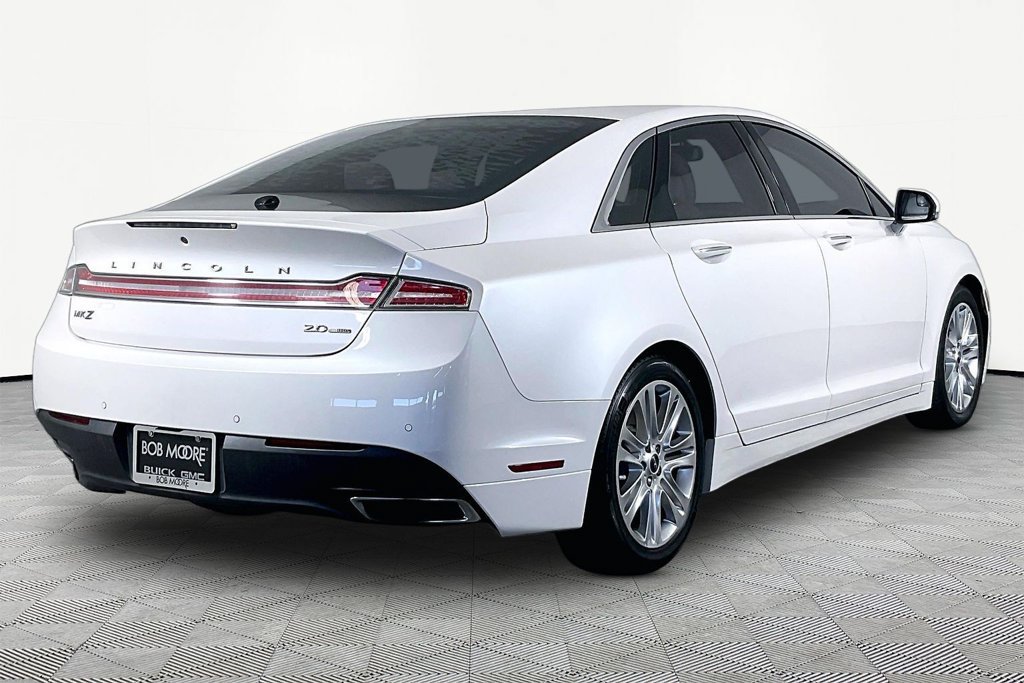 Used 2016 Lincoln MKZ w/ Equipment Group 200A Select FWD image 6