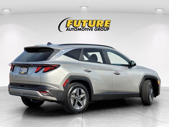 Used 2025 Hyundai Tucson SEL FWD image 5