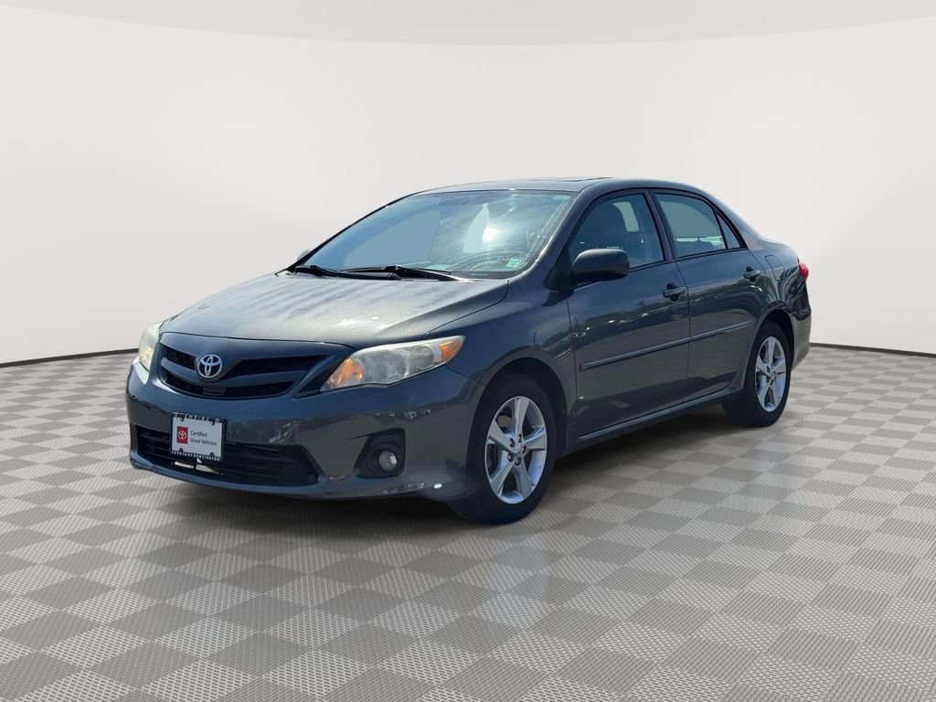 Used 2012 Toyota Corolla LE w/ Premium Pkg FWD image 3
