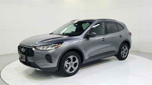 Used 2025 Ford Escape ST-Line image 3