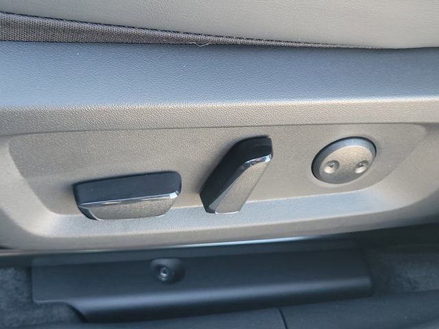 New 2026 Mitsubishi Outlander SE image 21