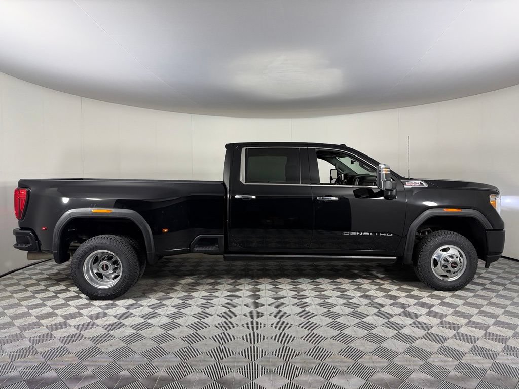 Used 2022 GMC Sierra 3500 Denali w/ Denali Ultimate Package AWD/4WD image 5