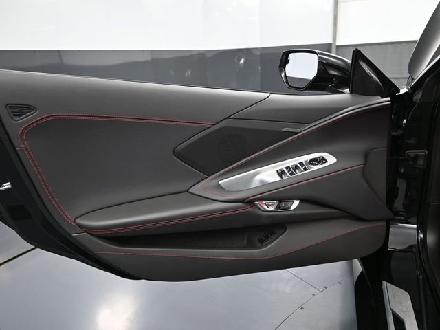 Used 2025 Chevrolet Corvette Stingray Convertible w/ 1LT image 16