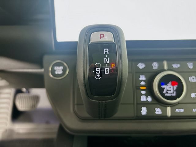 Used 2026 Land Rover Defender 110 S AWD/4WD image 18