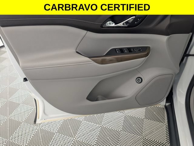 Certified 2021 GMC Acadia SLE w/ Driver Convenience Package FWD image 10