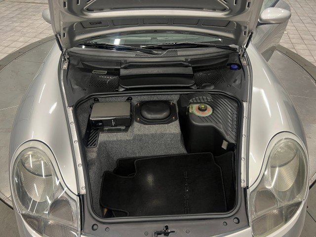 Used 2000 Porsche 911 Cabriolet image 34