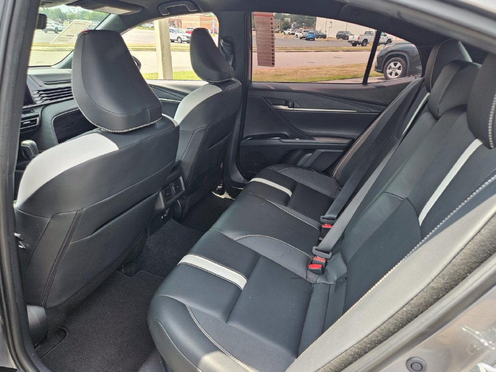 Certified 2025 Toyota Camry SE w/ Convenience Package FWD image 10