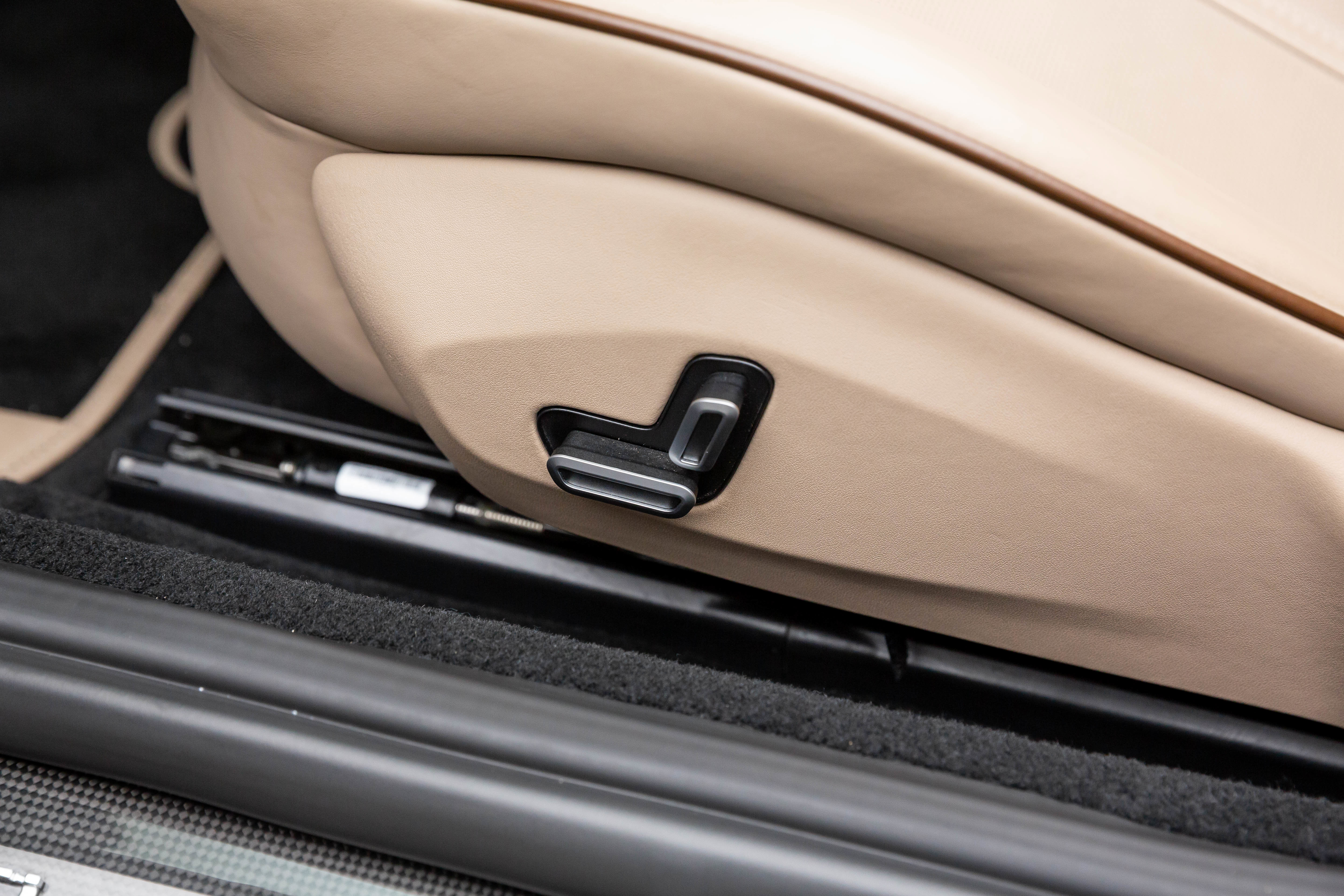 Certified 2024 Ferrari Roma Spider image 17