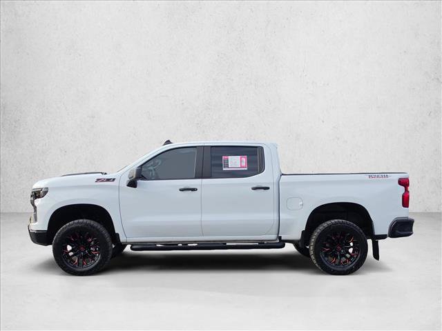Used 2024 Chevrolet Silverado 1500 Custom Trail Boss w/ LPO, Dark Essentials Package AWD/4WD image 2