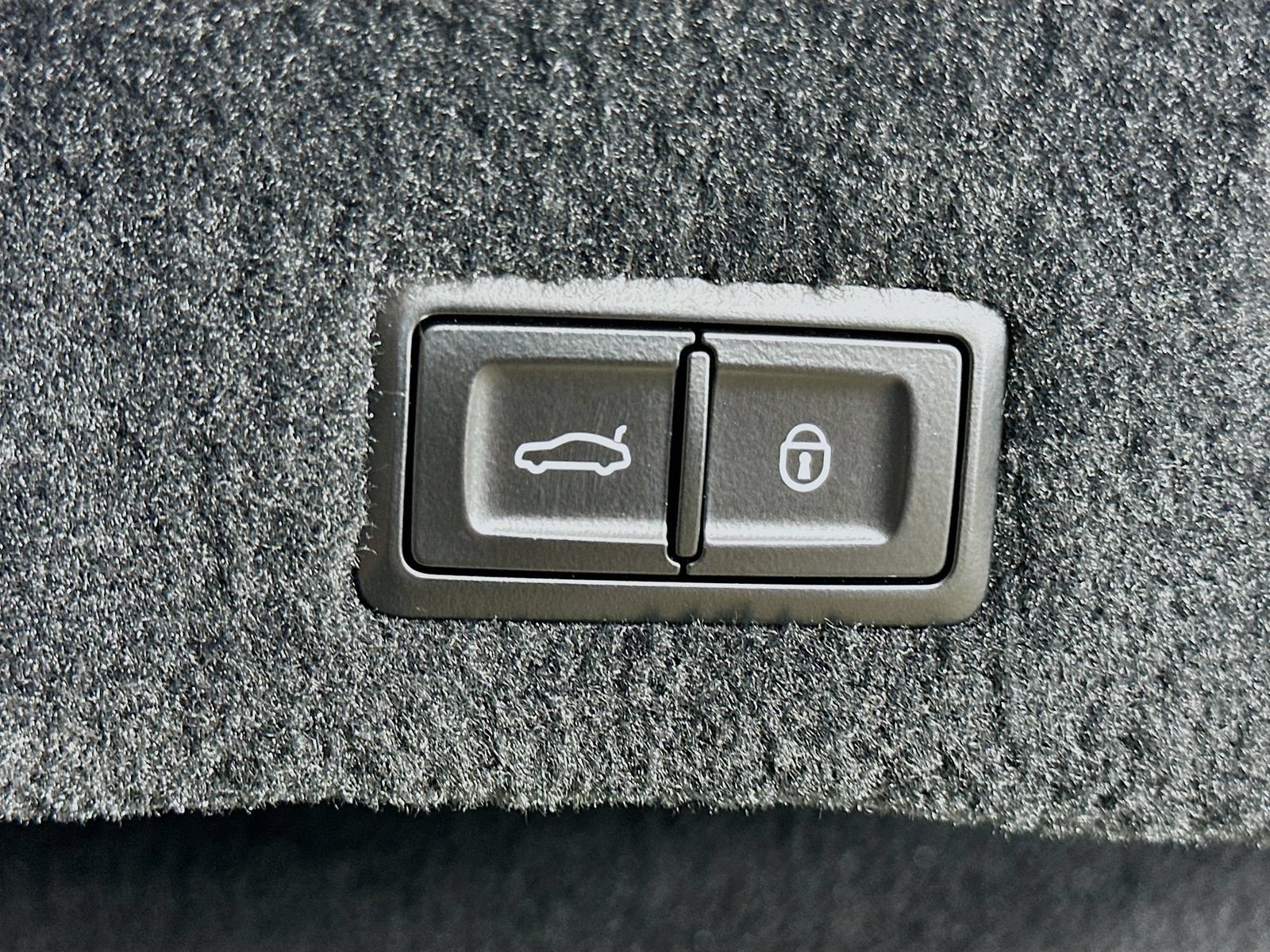 Used 2020 Bentley Continental GT AWD/4WD image 42