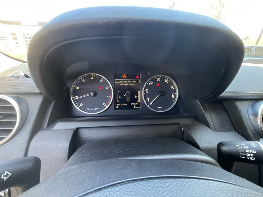 Used 2015 Land Rover LR4 HSE AWD/4WD image 16