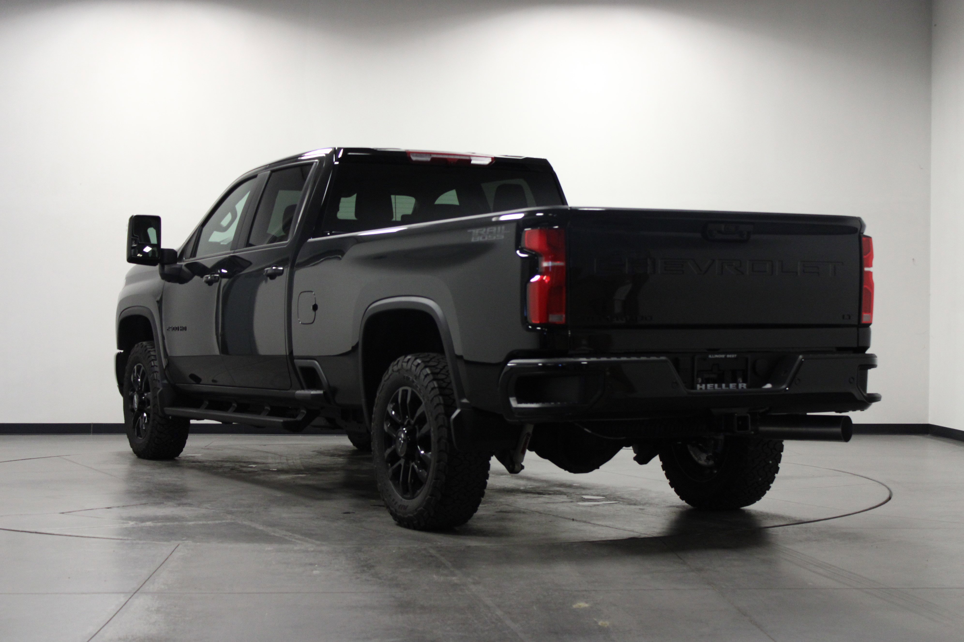 Used 2025 Chevrolet Silverado 2500 LT image 6