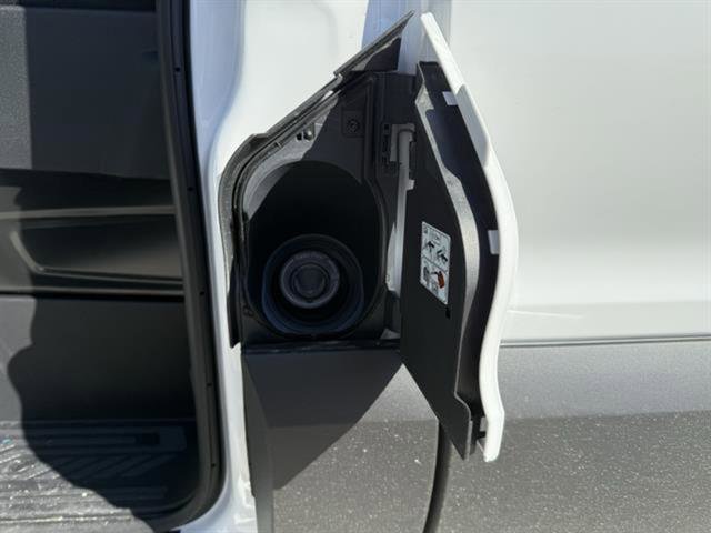 New 2026 Ford Transit 250 148 Medium Roof image 33