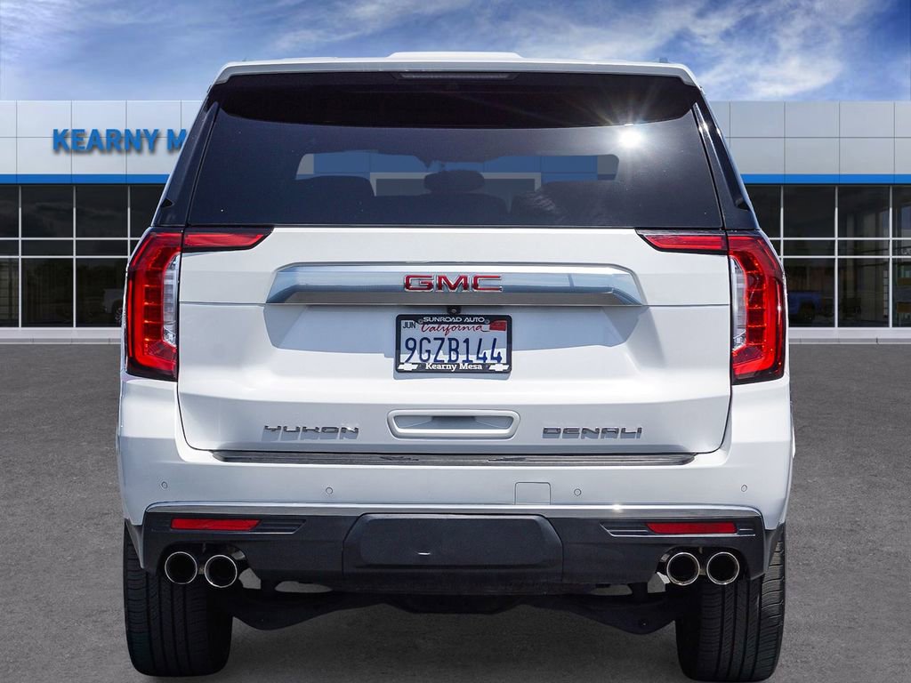 Used 2023 GMC Yukon XL Denali AWD/4WD image 5