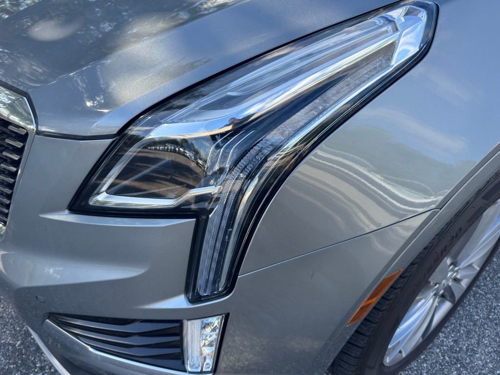 Used 2024 Cadillac XT5 Premium Luxury image 2