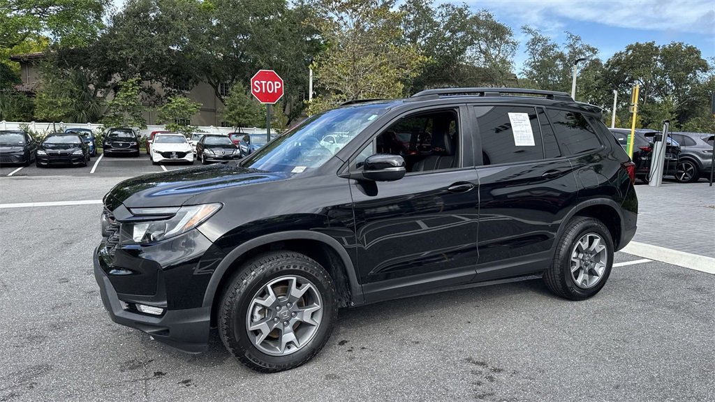 Used 2023 Honda Passport TrailSport image 11