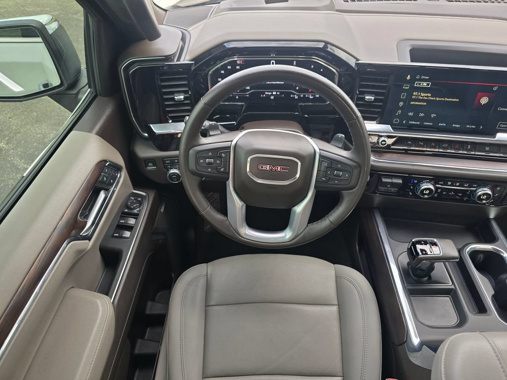Used 2024 GMC Sierra 1500 SLT w/ SLT Premium Plus Package AWD/4WD image 25
