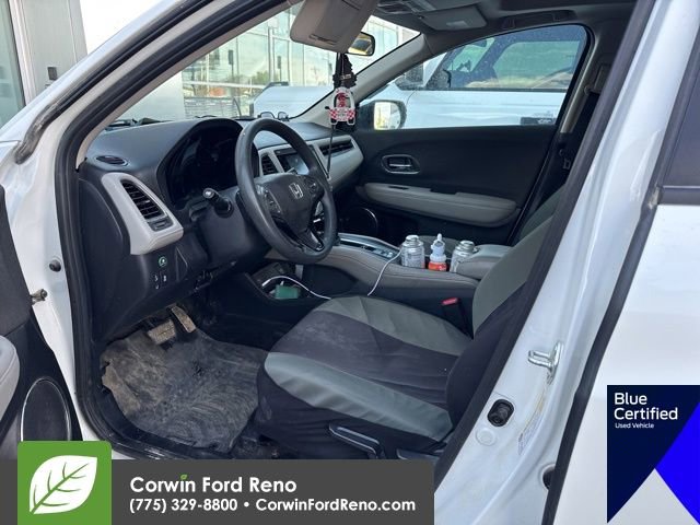 Used 2022 Honda HR-V EX image 9