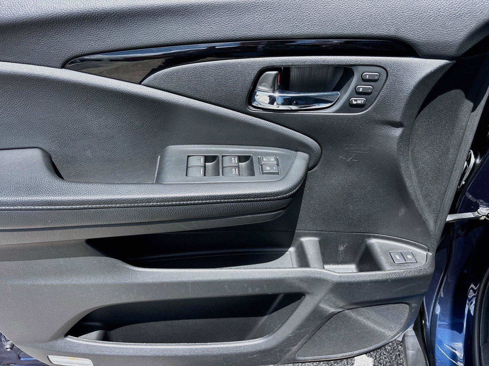 Certified 2021 Honda Passport Touring image 21