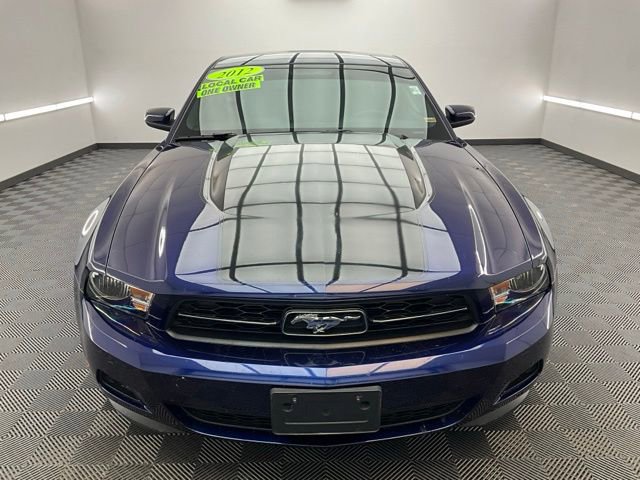 Used 2012 Ford Mustang Premium RWD image 2