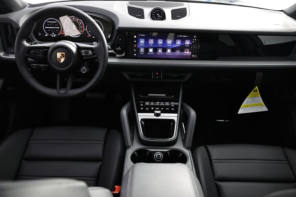 New 2026 Porsche Cayenne Coupe AWD/4WD image 27