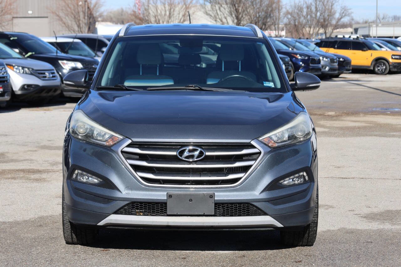 Used 2017 Hyundai Tucson Sport w/ Cargo Package AWD/4WD image 5