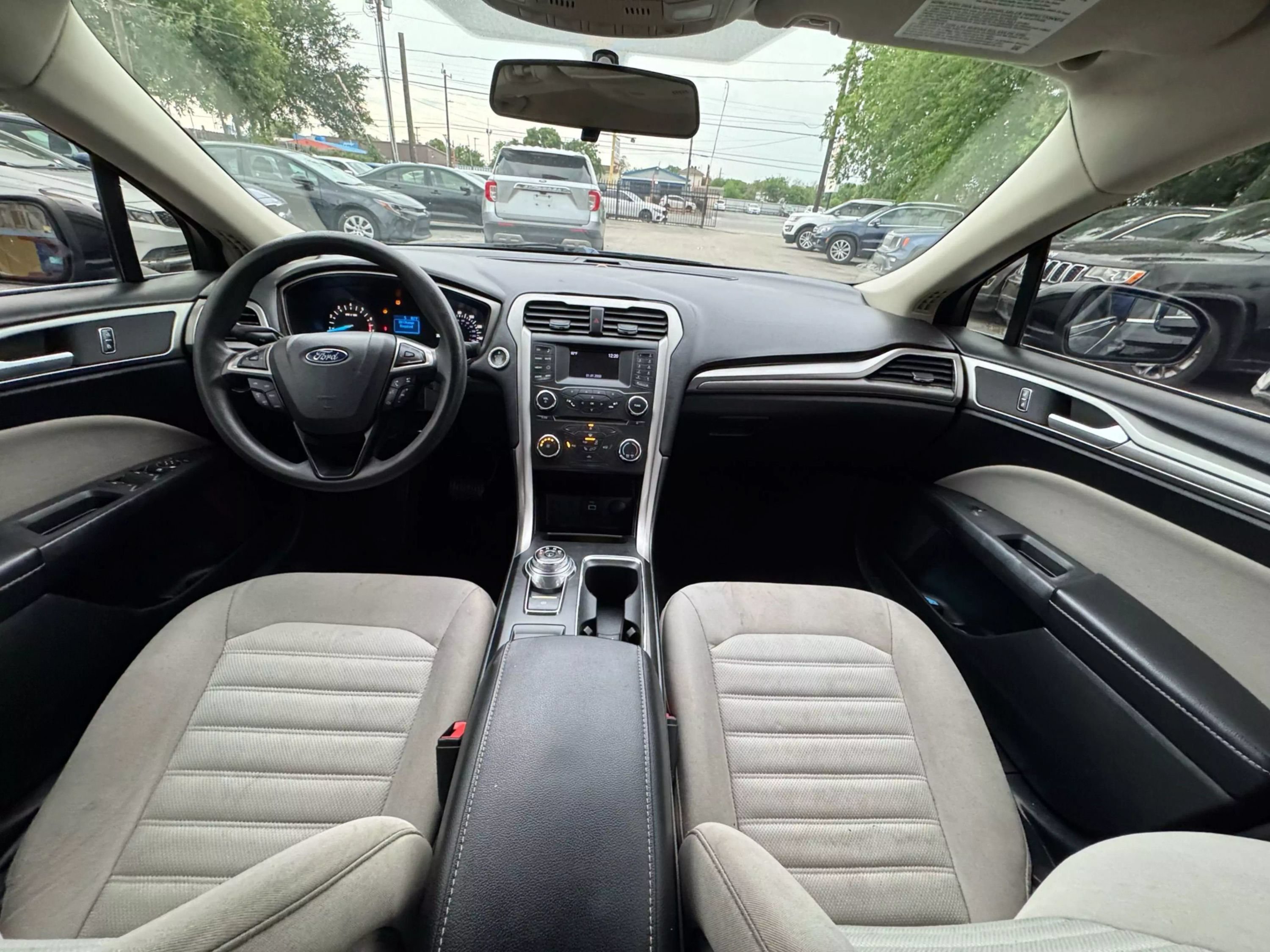 Used 2017 Ford Fusion S FWD image 12