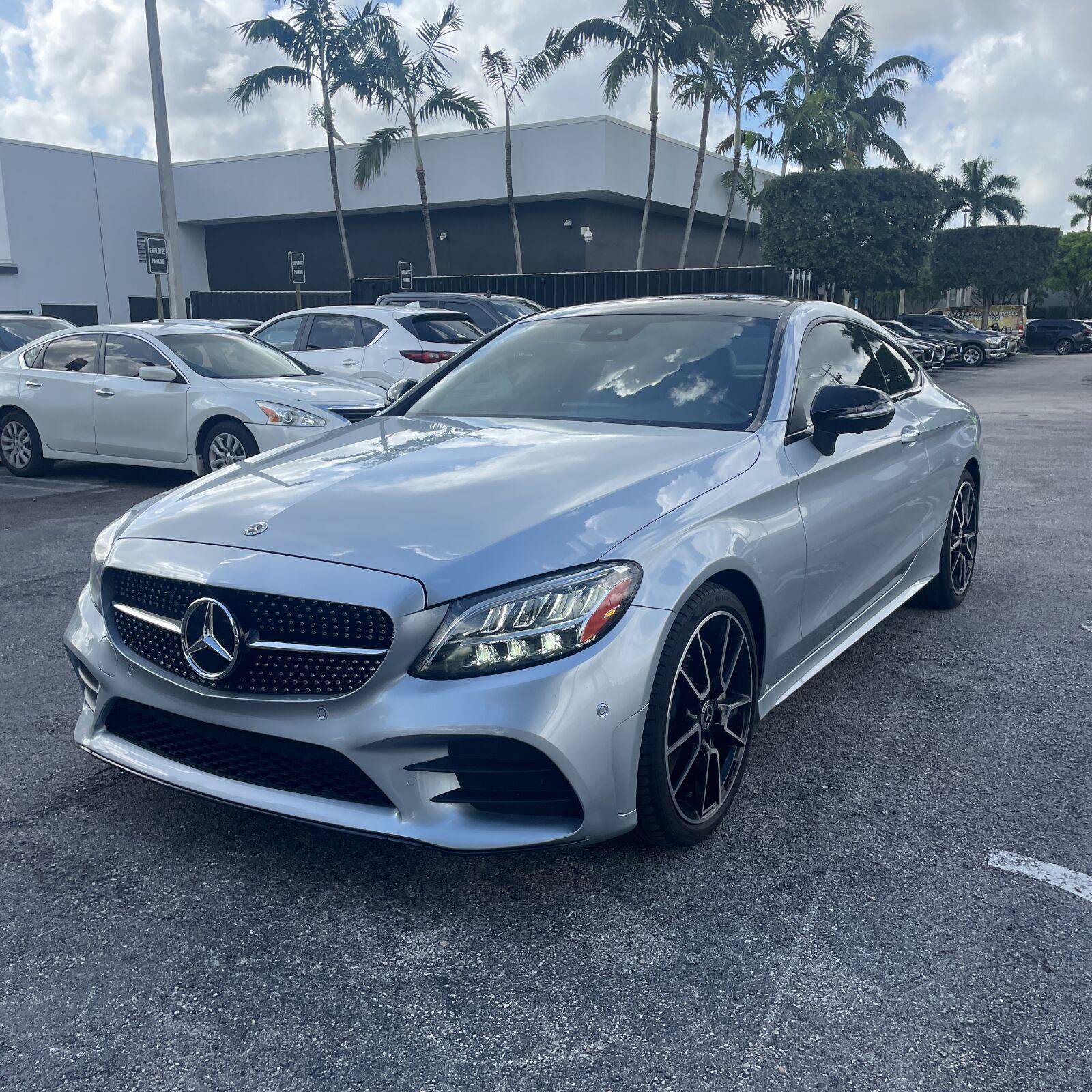 Used 2023 Mercedes-Benz C 300 Coupe image 4