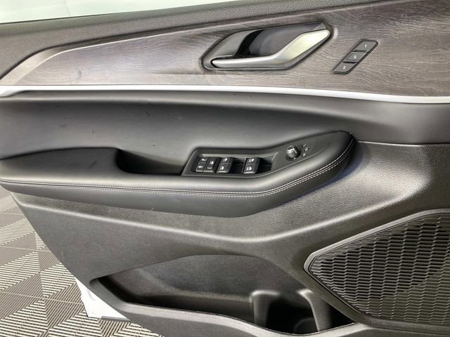 Used 2025 Jeep Grand Cherokee Limited AWD/4WD image 23