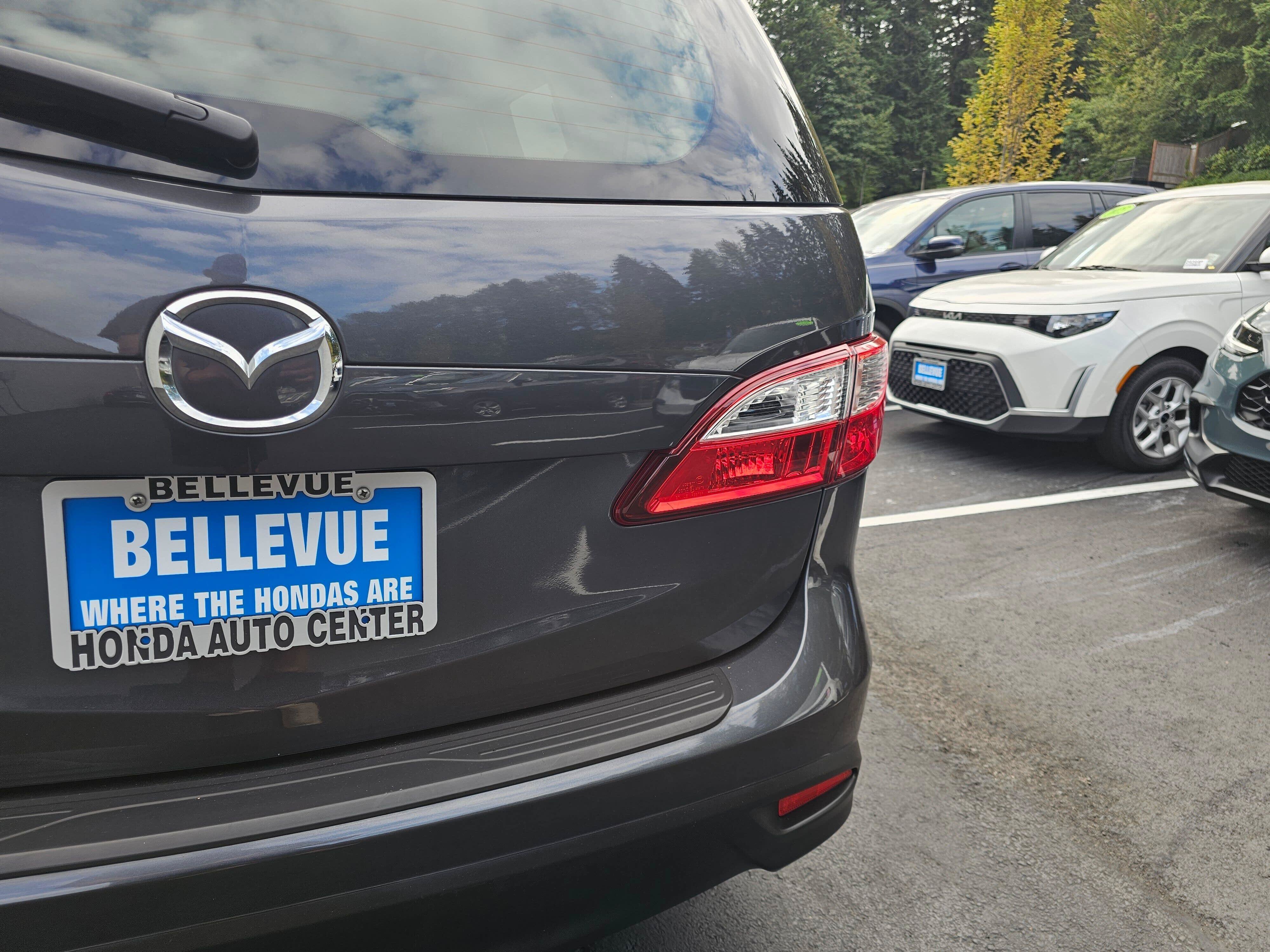 Used 2015 MAZDA MAZDA5 Sport FWD image 17