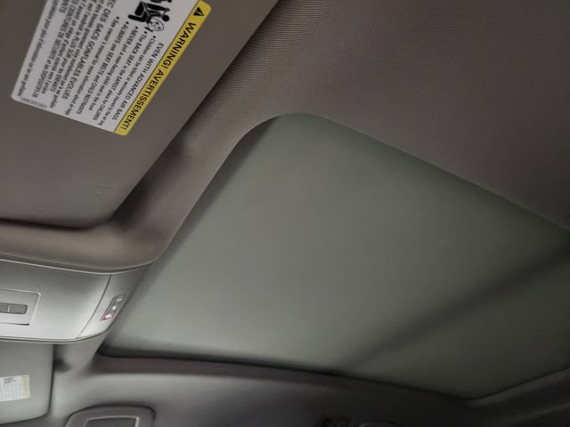 Used 2023 Volkswagen Atlas SE w/ Panoramic Sunroof Package FWD image 26