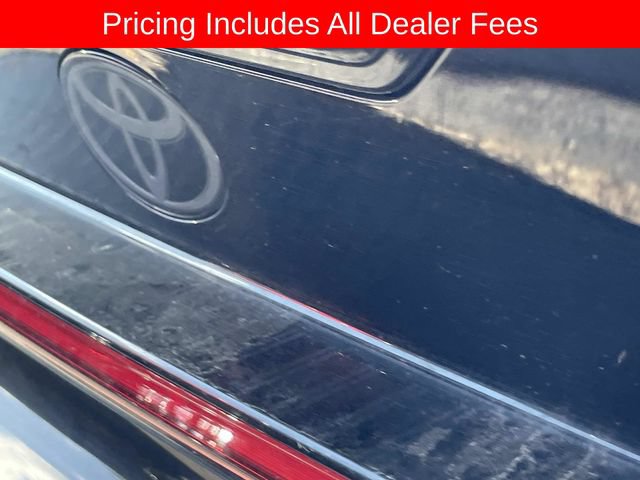 Used 2023 Toyota Prius LE FWD image 8