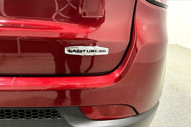 Used 2022 Jeep Compass Latitude image 25