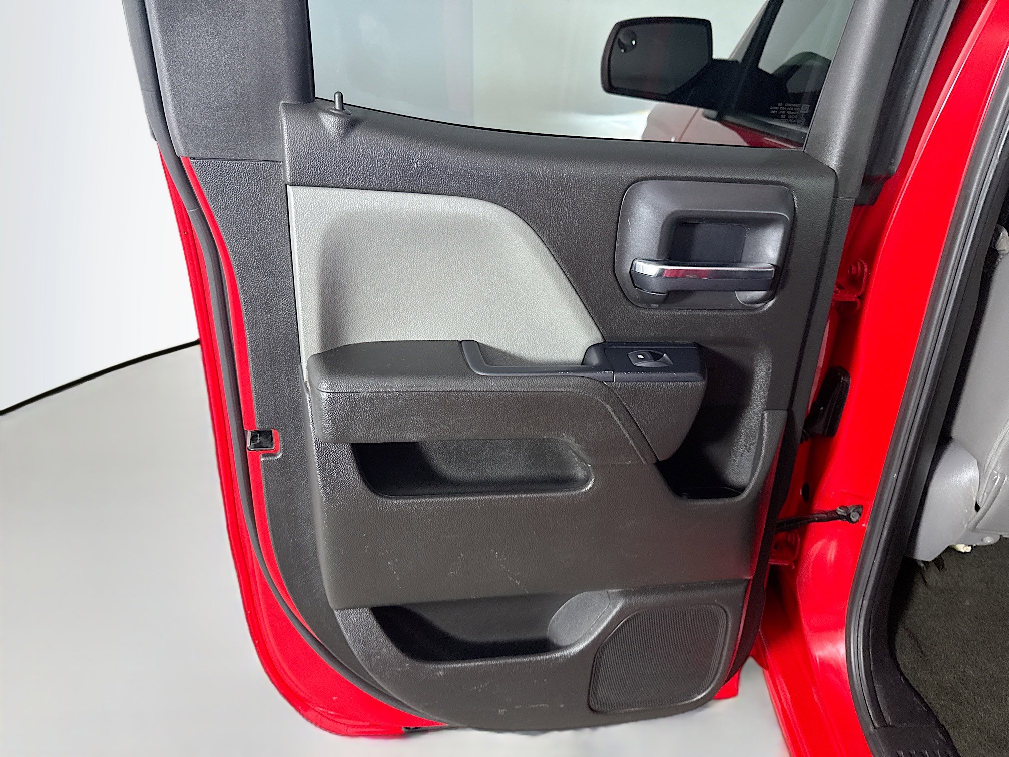 Used 2018 Chevrolet Silverado 1500 Custom w/ Custom Value Package image 24