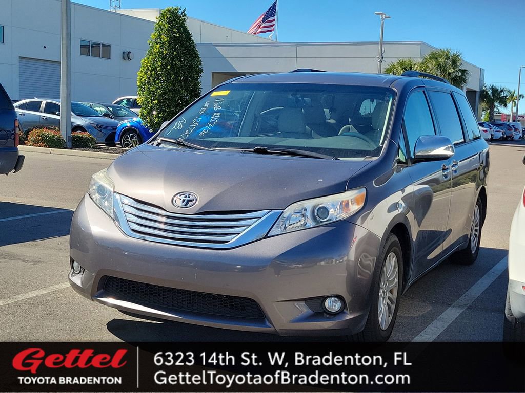 Used 2014 Toyota Sienna XLE