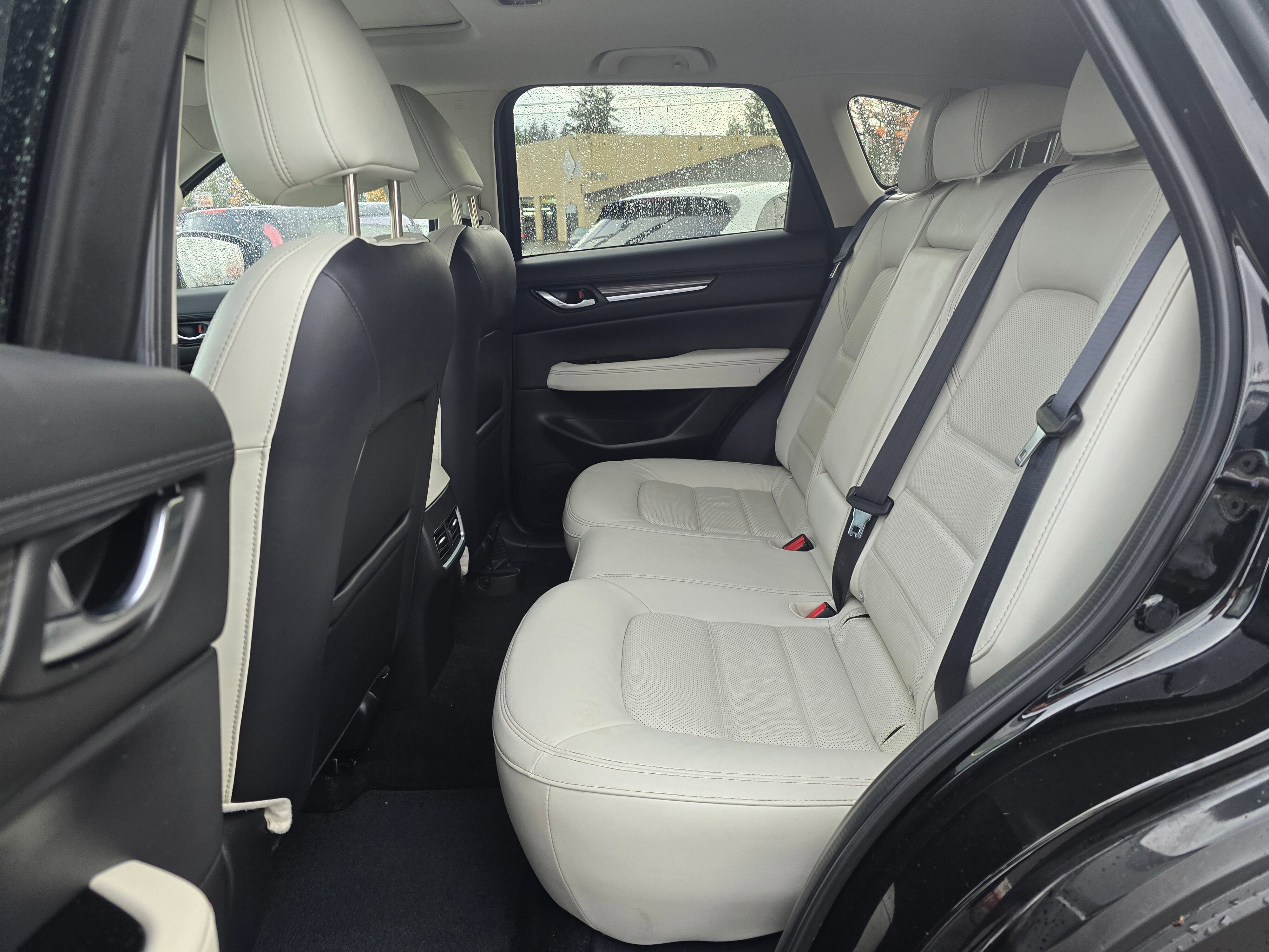 Used 2022 MAZDA CX-5 AWD 2.5 S w/ Premium Package image 18