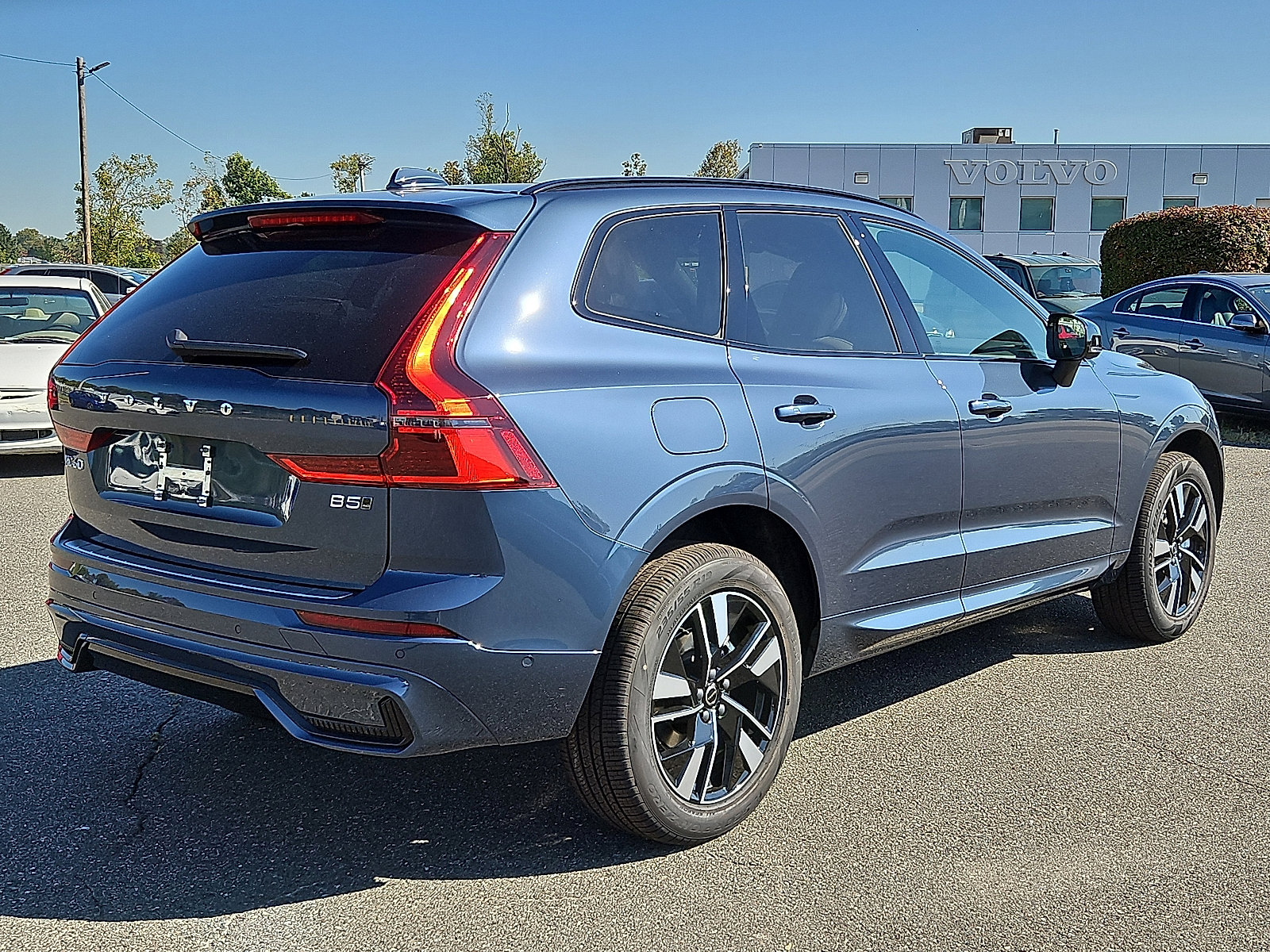 New 2026 Volvo XC60 B5 Plus w/ Protection Package Premier image 5