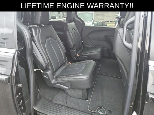 New 2026 Chrysler Voyager LX FWD image 34