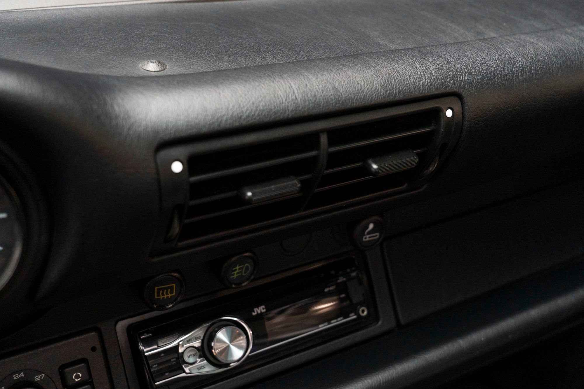 Used 1991 Porsche 911 Carrera RWD image 33